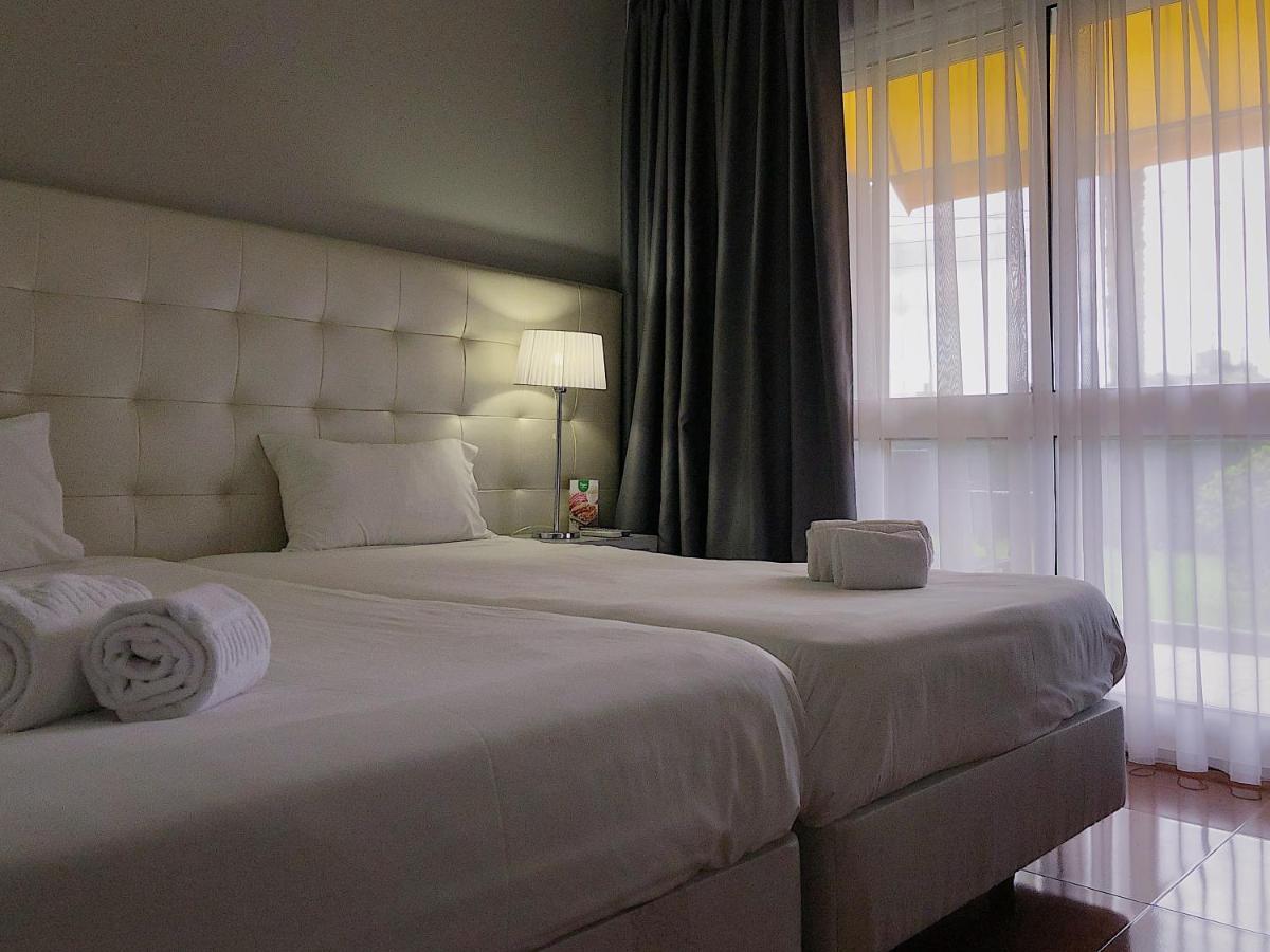 Vila Hotel By Vimahotels ギマランイス エクステリア 写真